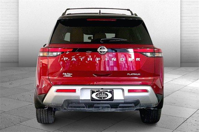 2022 Nissan Pathfinder Vehicle Photo in KANSAS CITY, MO 64114-4502