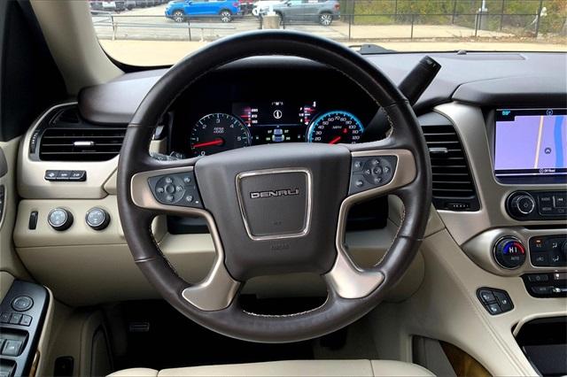 2017 GMC Yukon Vehicle Photo in KANSAS CITY, MO 64114-4545