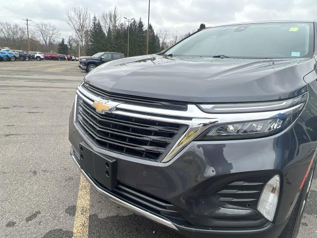 2022 Chevrolet Equinox Vehicle Photo in BOSTON, NY 14025-9684