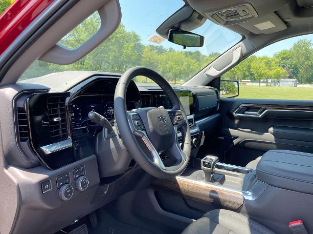 2024 Chevrolet Silverado 1500 Vehicle Photo in THOMPSONTOWN, PA 17094-9014