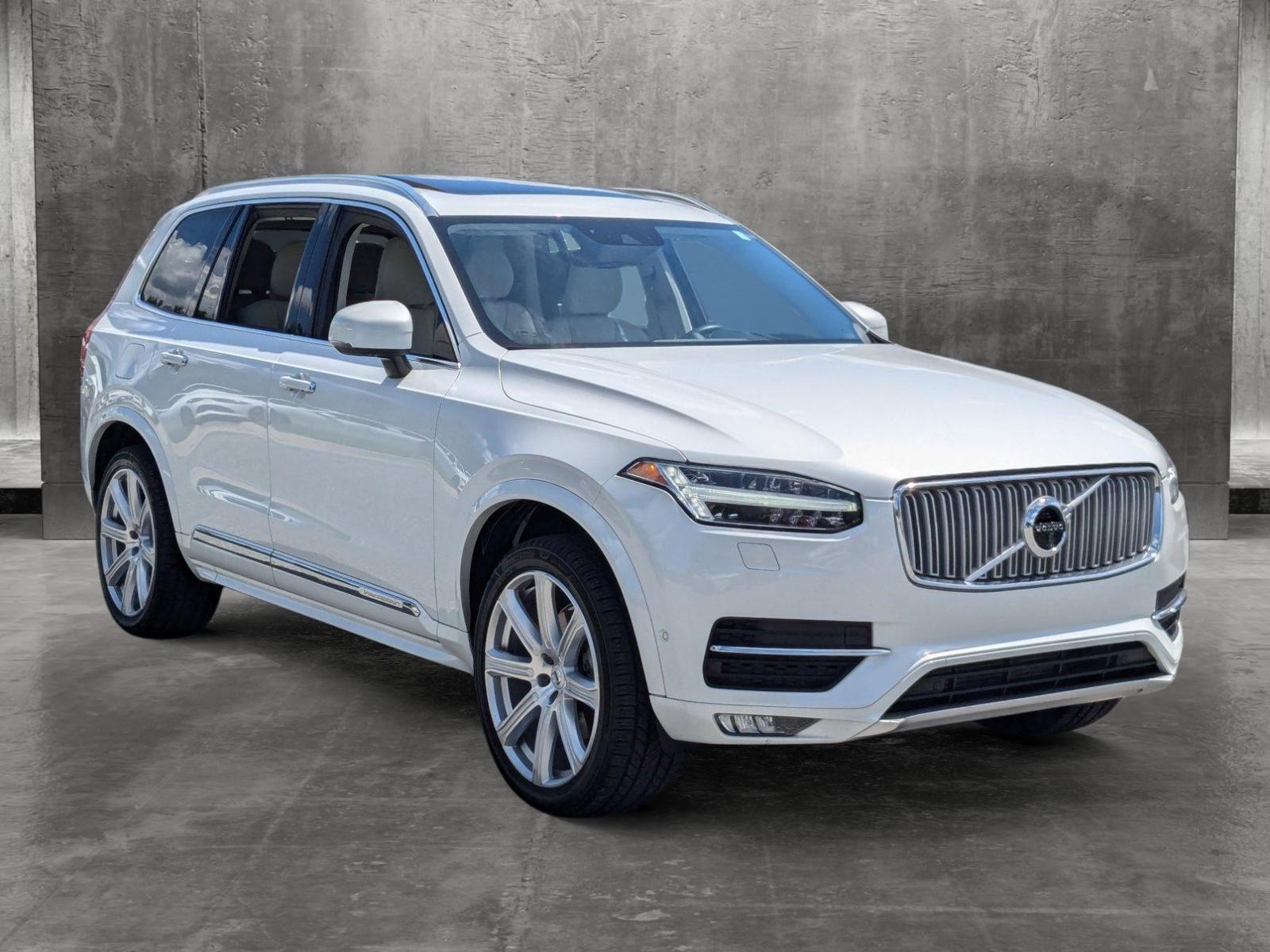 2019 Volvo XC90 Vehicle Photo in Sarasota, FL 34231