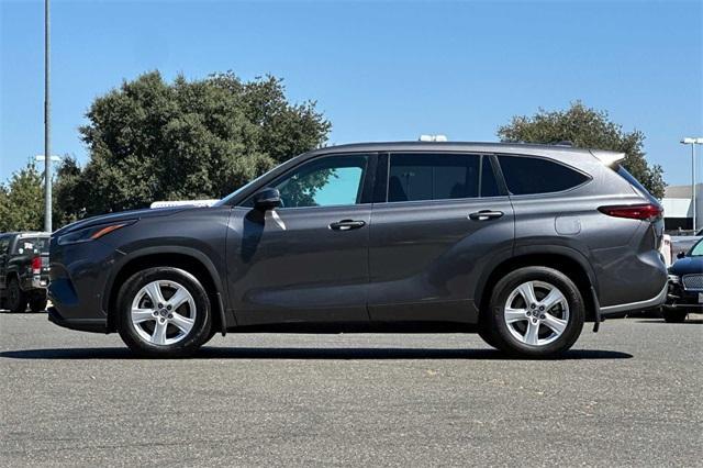 2021 Toyota Highlander Vehicle Photo in ELK GROVE, CA 95757-8703