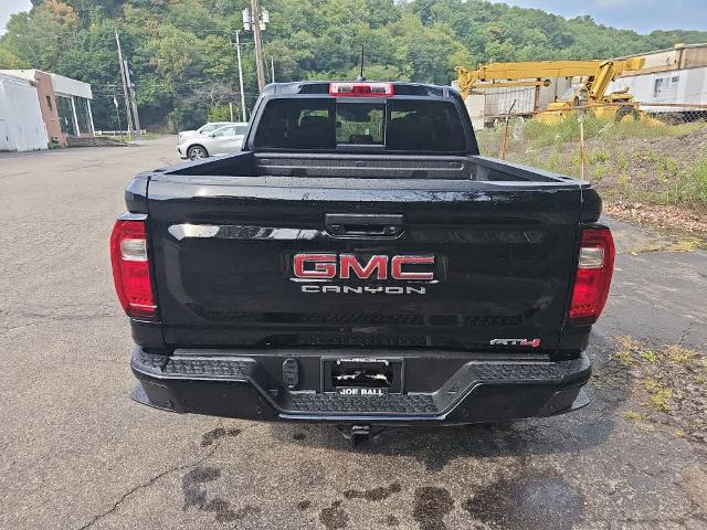 2024 GMC Canyon Vehicle Photo in GLENSHAW, PA 15116-1739