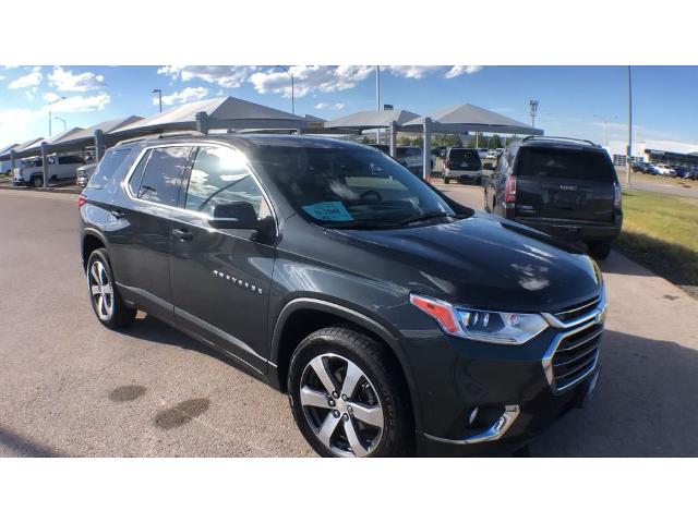 Used 2021 Chevrolet Traverse 3LT with VIN 1GNEVHKW4MJ214116 for sale in Rapid City, SD