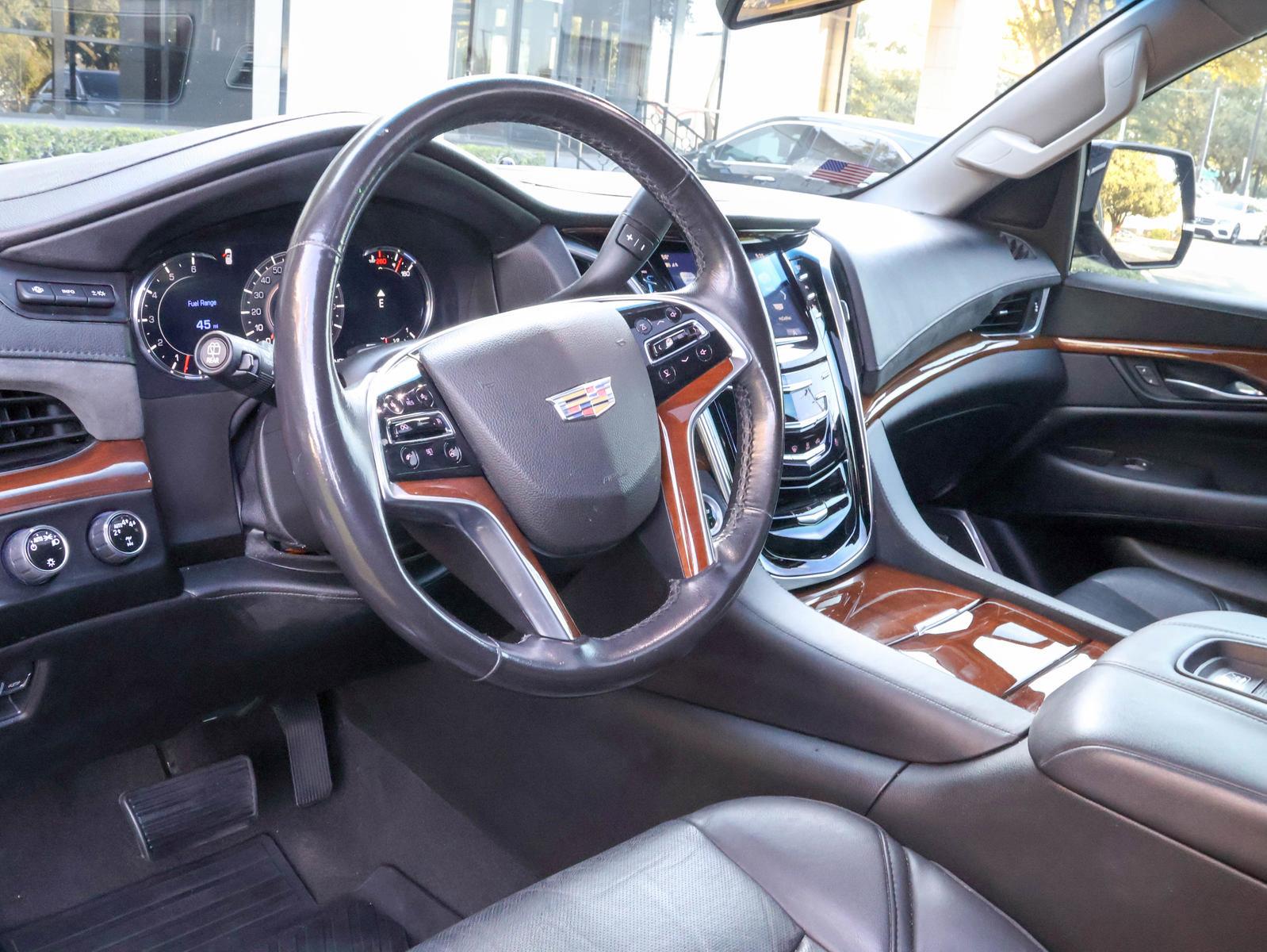 2019 Cadillac Escalade ESV Vehicle Photo in DALLAS, TX 75209-3095