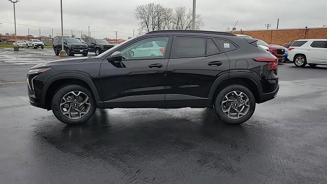 2025 Chevrolet Trax Vehicle Photo in JOLIET, IL 60435-8135