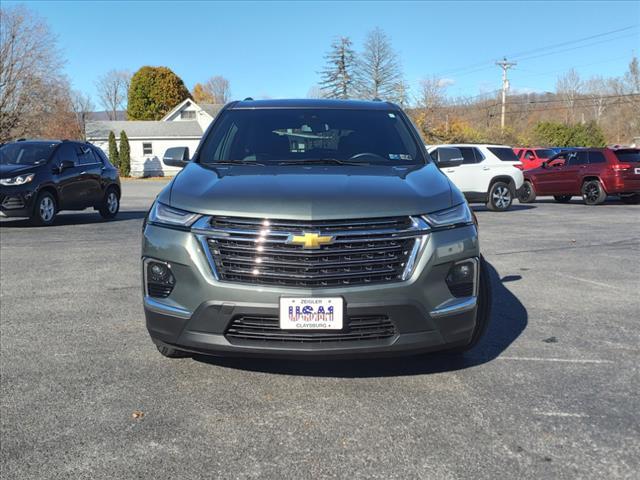 Used 2022 Chevrolet Traverse 1LT with VIN 1GNEVGKW9NJ155978 for sale in Claysburg, PA