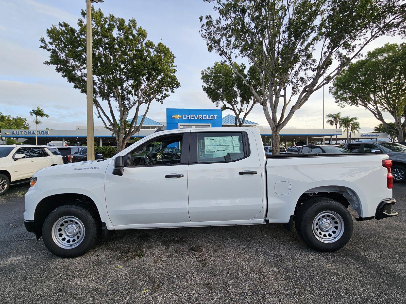 2025 Chevrolet Silverado 1500 Vehicle Photo in GREENACRES, FL 33463-3207