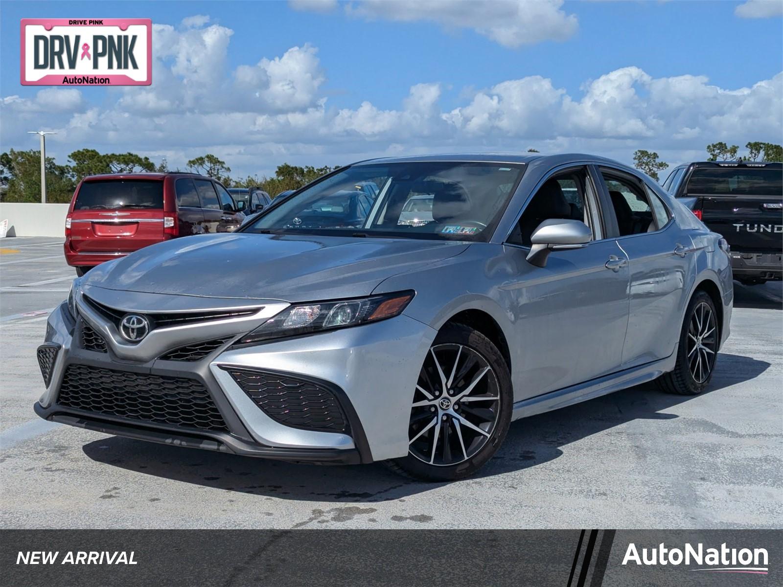 2022 Toyota Camry Vehicle Photo in Ft. Myers, FL 33907