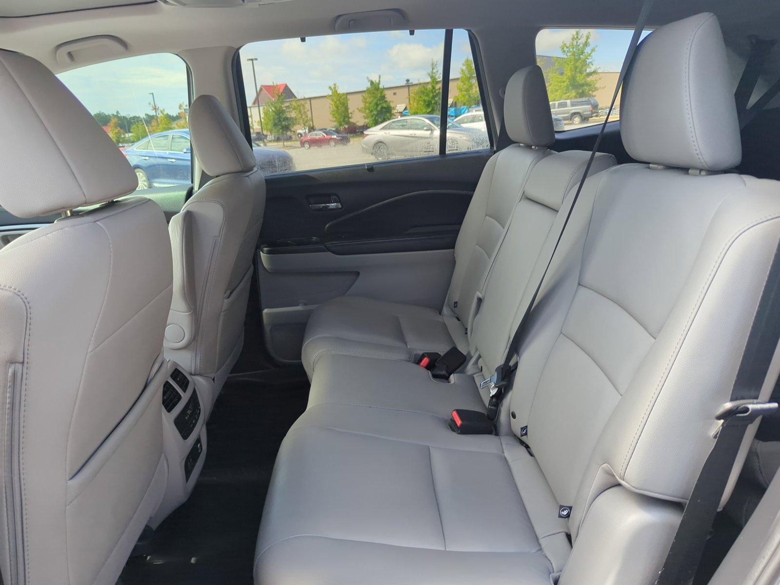 2019 Honda Pilot Vehicle Photo in Memphis, TN 38133