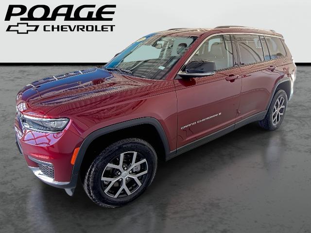 2023 Jeep Grand Cherokee L Vehicle Photo in WENTZVILLE, MO 63385-1017