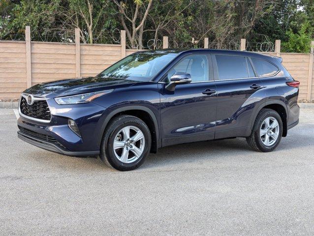 2023 Toyota Highlander Vehicle Photo in San Antonio, TX 78230