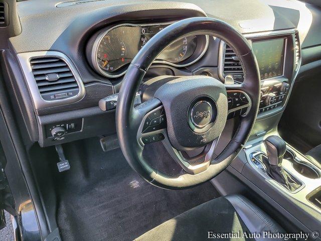 2017 Jeep Grand Cherokee Vehicle Photo in Plainfield, IL 60586