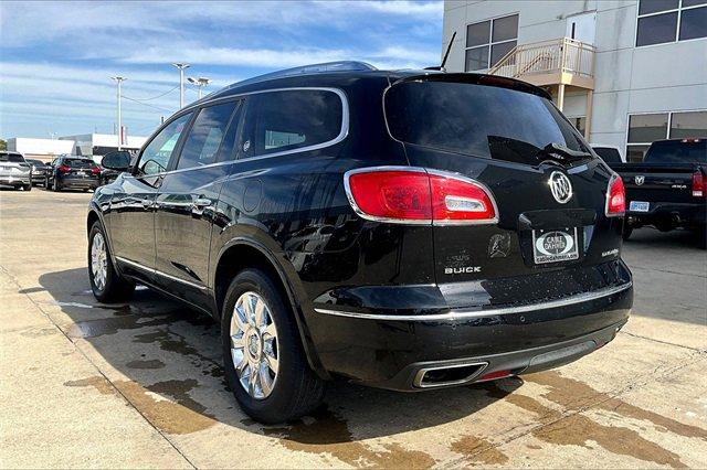 2017 Buick Enclave Vehicle Photo in TOPEKA, KS 66609-0000