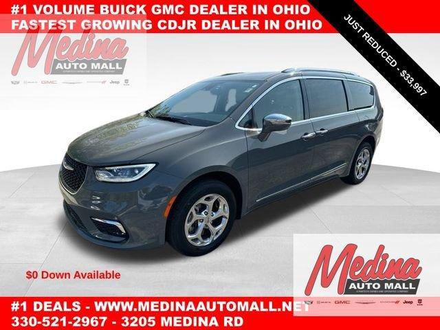 2021 Chrysler Pacifica Vehicle Photo in MEDINA, OH 44256-9631