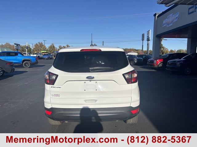 2017 Ford Escape Vehicle Photo in VINCENNES, IN 47591-5519