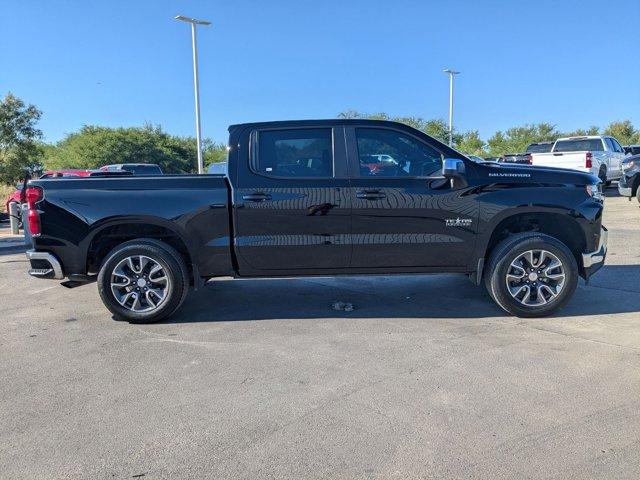 Used 2022 Chevrolet Silverado 1500 Limited LT with VIN 3GCPWCEK0NG156101 for sale in Castroville, TX