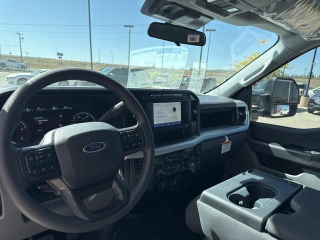 2024 Ford Super Duty F-250 SRW Vehicle Photo in Winslow, AZ 86047-2439