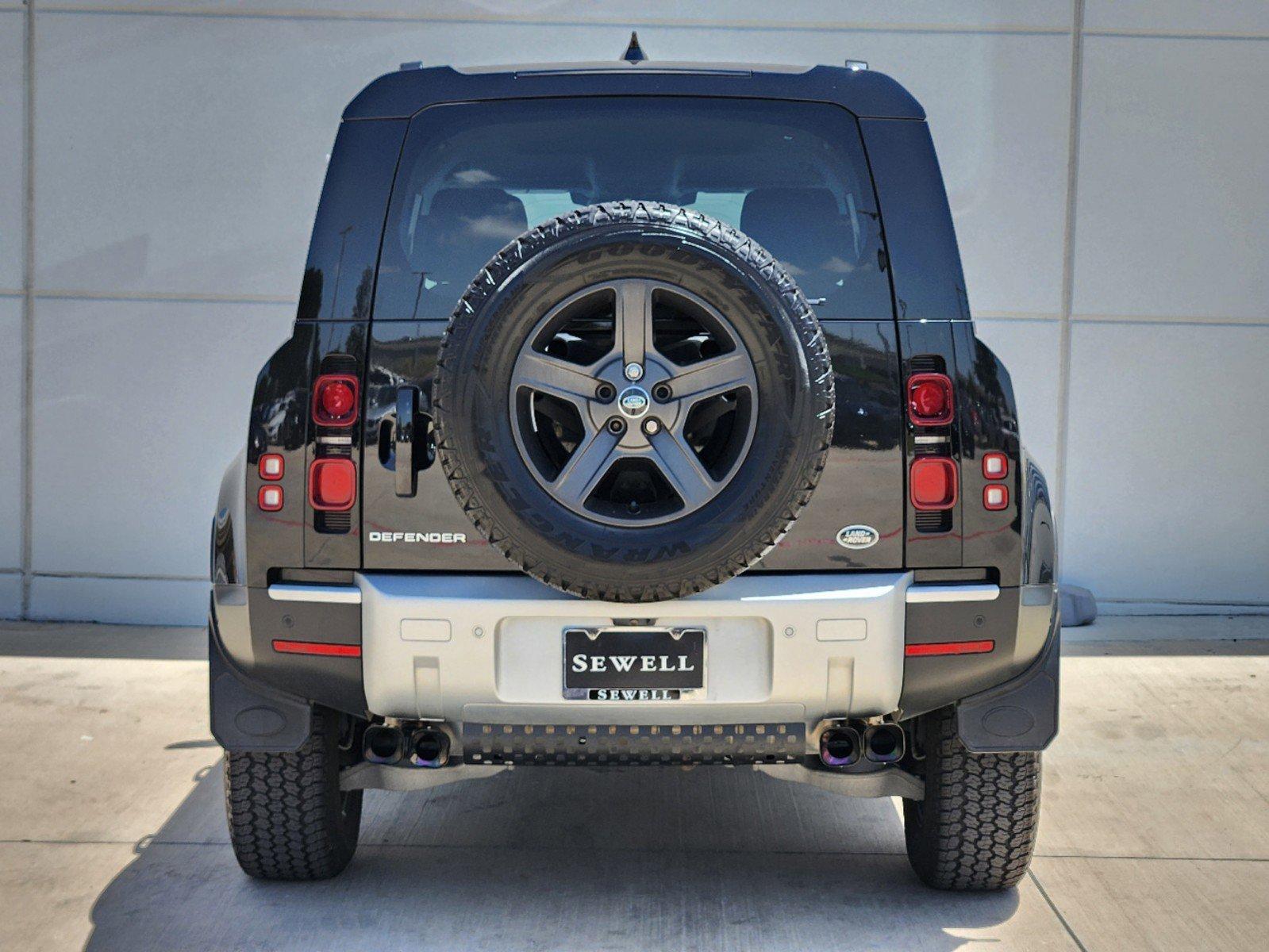 2021 Defender Vehicle Photo in PLANO, TX 75024