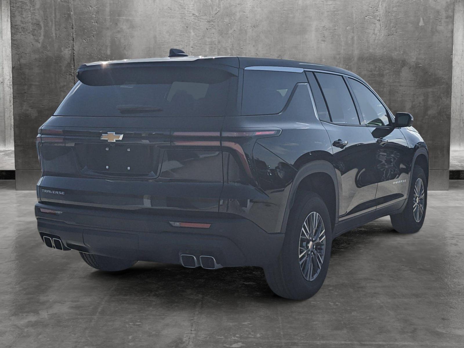 2024 Chevrolet Traverse Vehicle Photo in MIAMI, FL 33172-3015