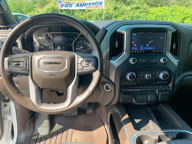 2021 GMC Sierra 1500 Vehicle Photo in MOON TOWNSHIP, PA 15108-2571