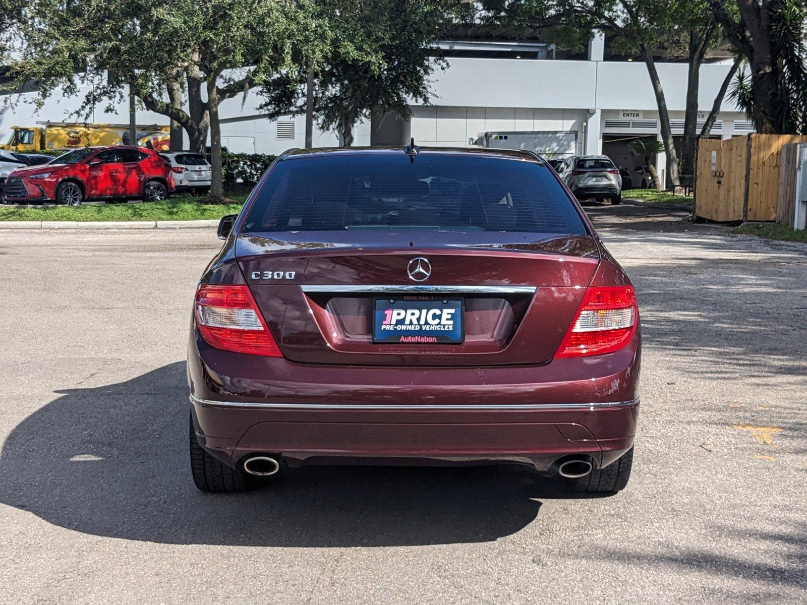 2009 Mercedes-Benz C-Class Vehicle Photo in Tampa, FL 33614