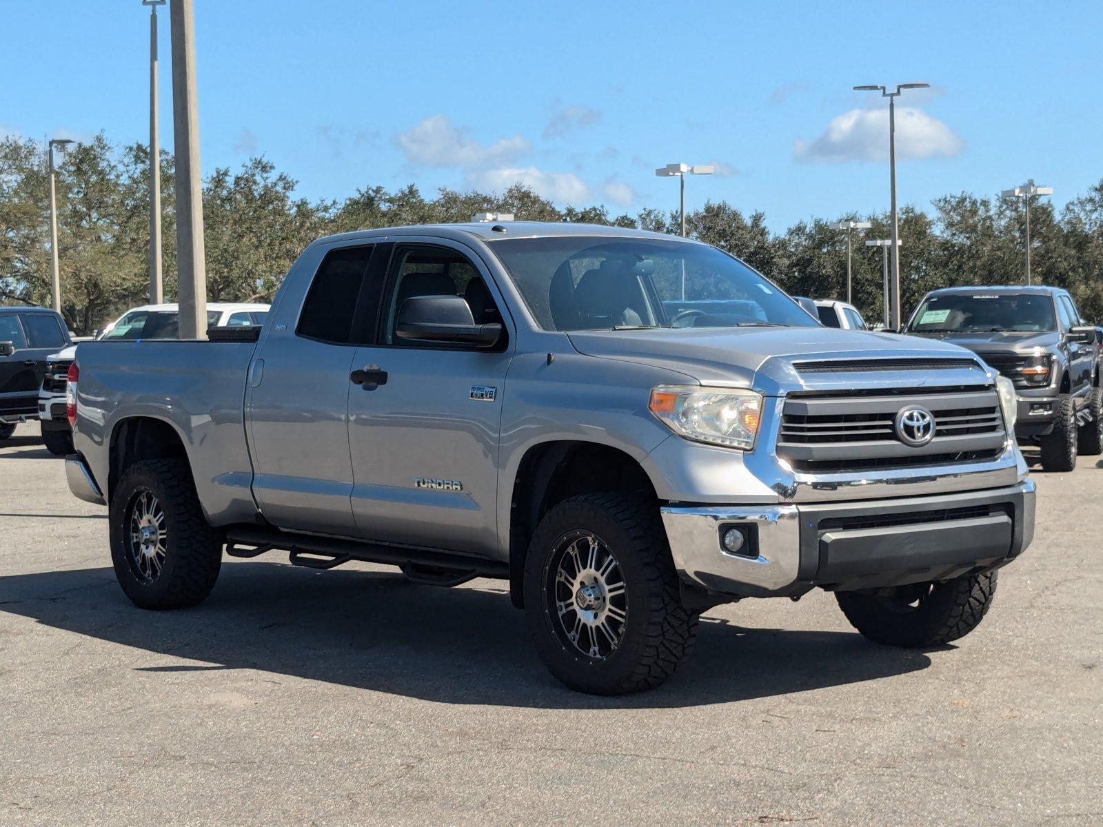 2015 Toyota Tundra 2WD Truck Vehicle Photo in St. Petersburg, FL 33713