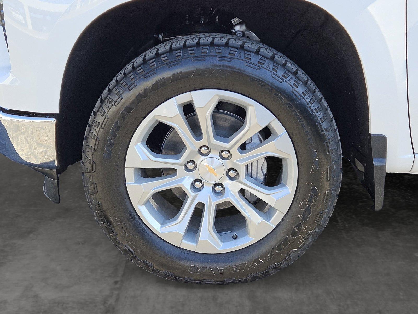 2025 Chevrolet Silverado 1500 Vehicle Photo in NORTH RICHLAND HILLS, TX 76180-7199