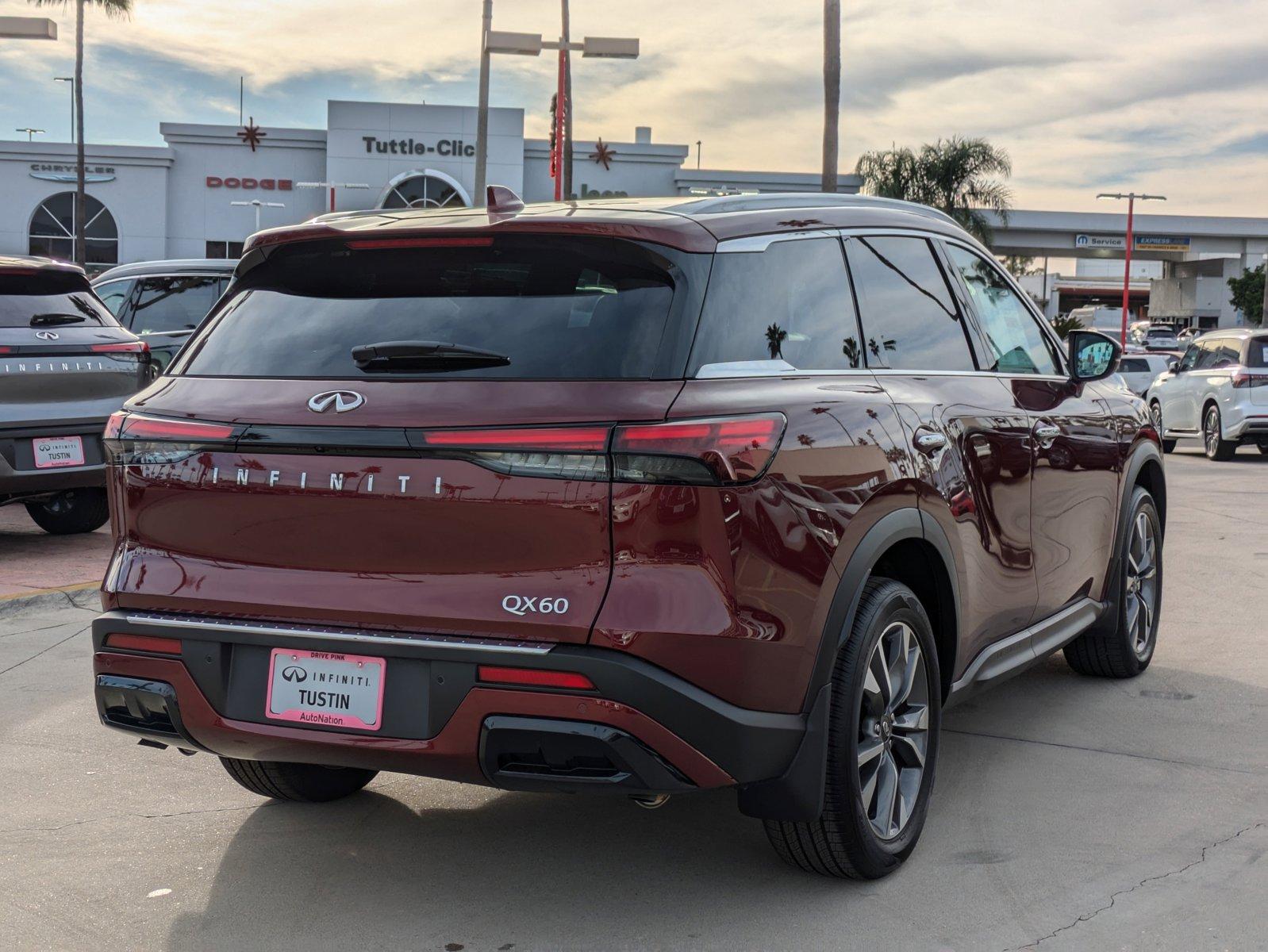 2025 INFINITI QX60 Vehicle Photo in Tustin, CA 92782