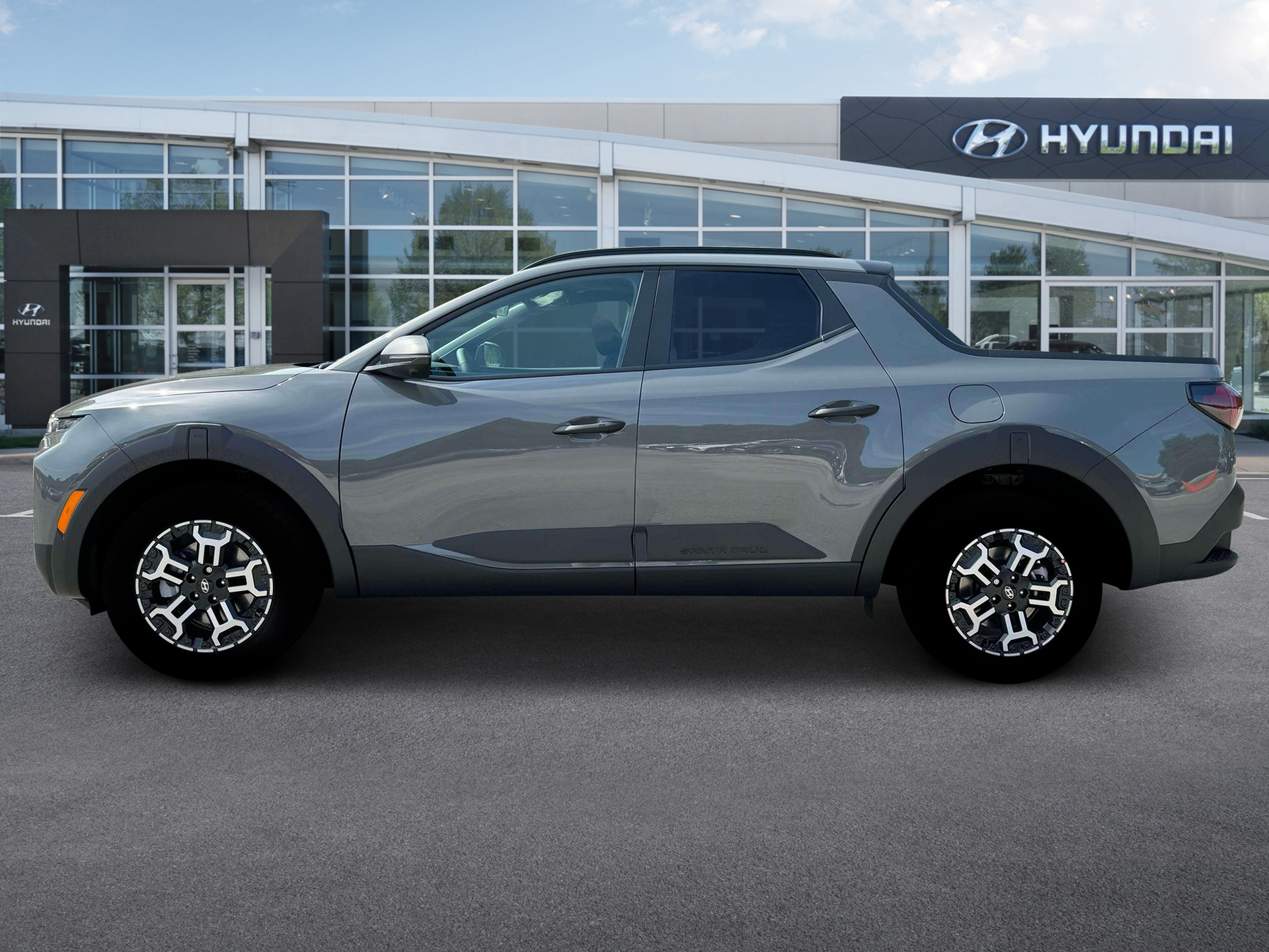 2025 Hyundai SANTA CRUZ Vehicle Photo in Greeley, CO 80634