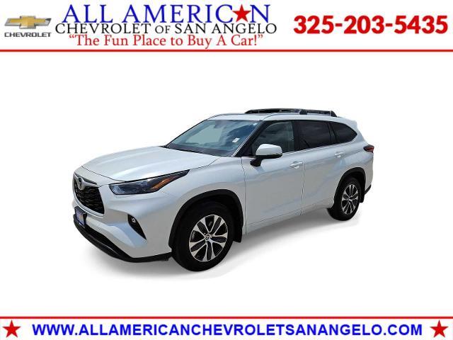 2023 Toyota Highlander Vehicle Photo in SAN ANGELO, TX 76903-5798