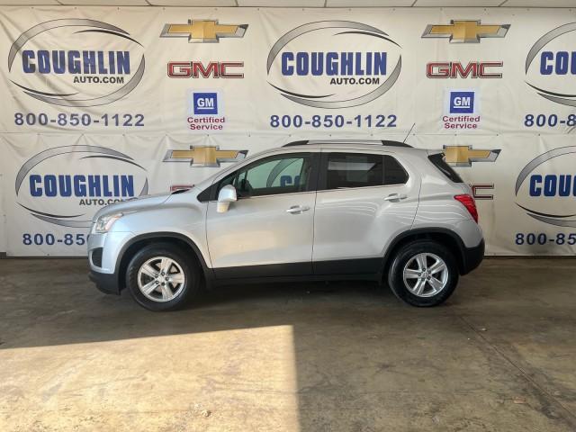 Used 2015 Chevrolet Trax LT with VIN 3GNCJLSB6FL210874 for sale in London, OH