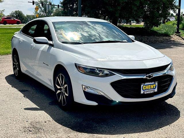 2025 Chevrolet Malibu Vehicle Photo in GREELEY, CO 80634-4125