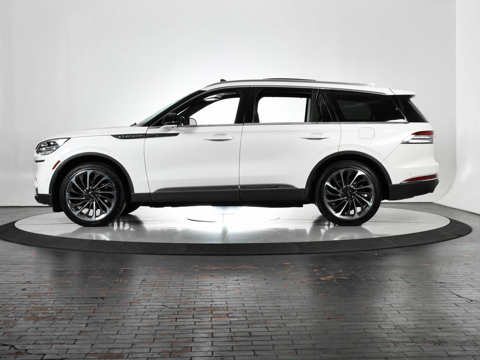 2020 Lincoln Aviator Vehicle Photo in DALLAS, TX 75235