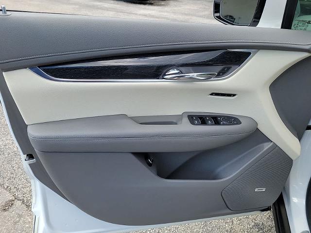 2021 Cadillac XT6 Vehicle Photo in POMPANO BEACH, FL 33064-7091