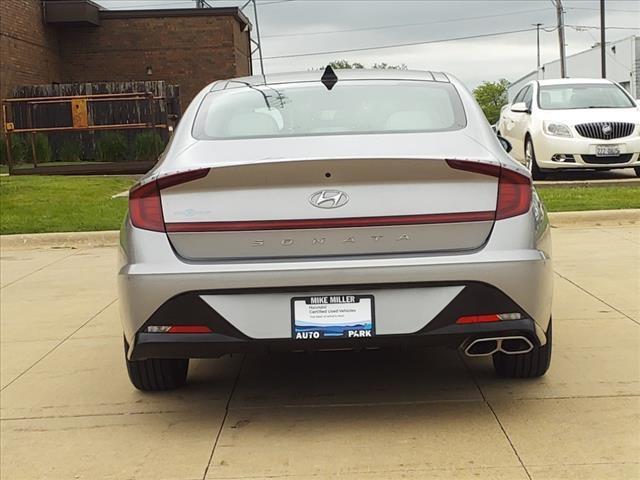 2023 Hyundai SONATA Vehicle Photo in Peoria, IL 61615