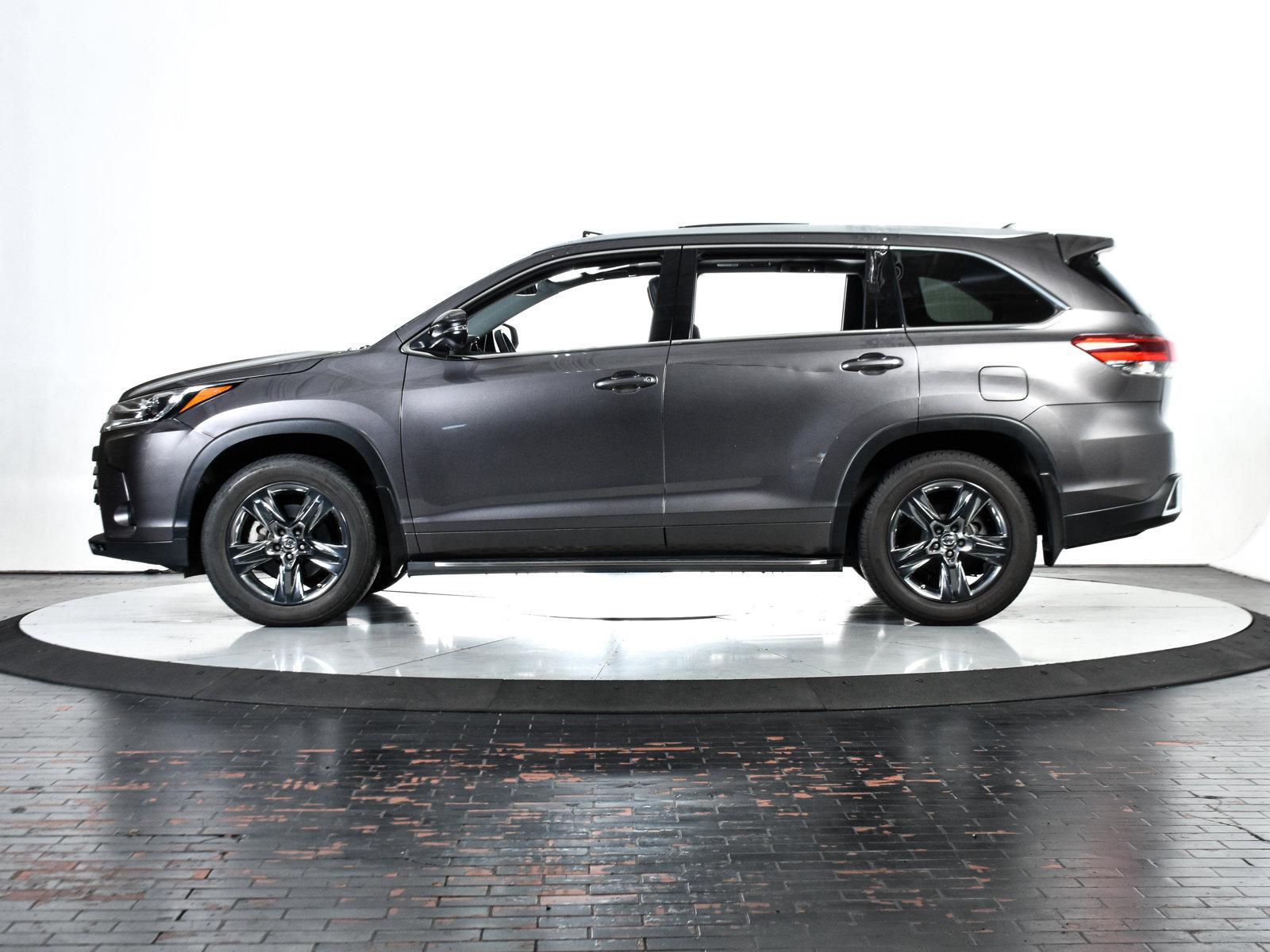 2017 Toyota Highlander Vehicle Photo in DALLAS, TX 75235