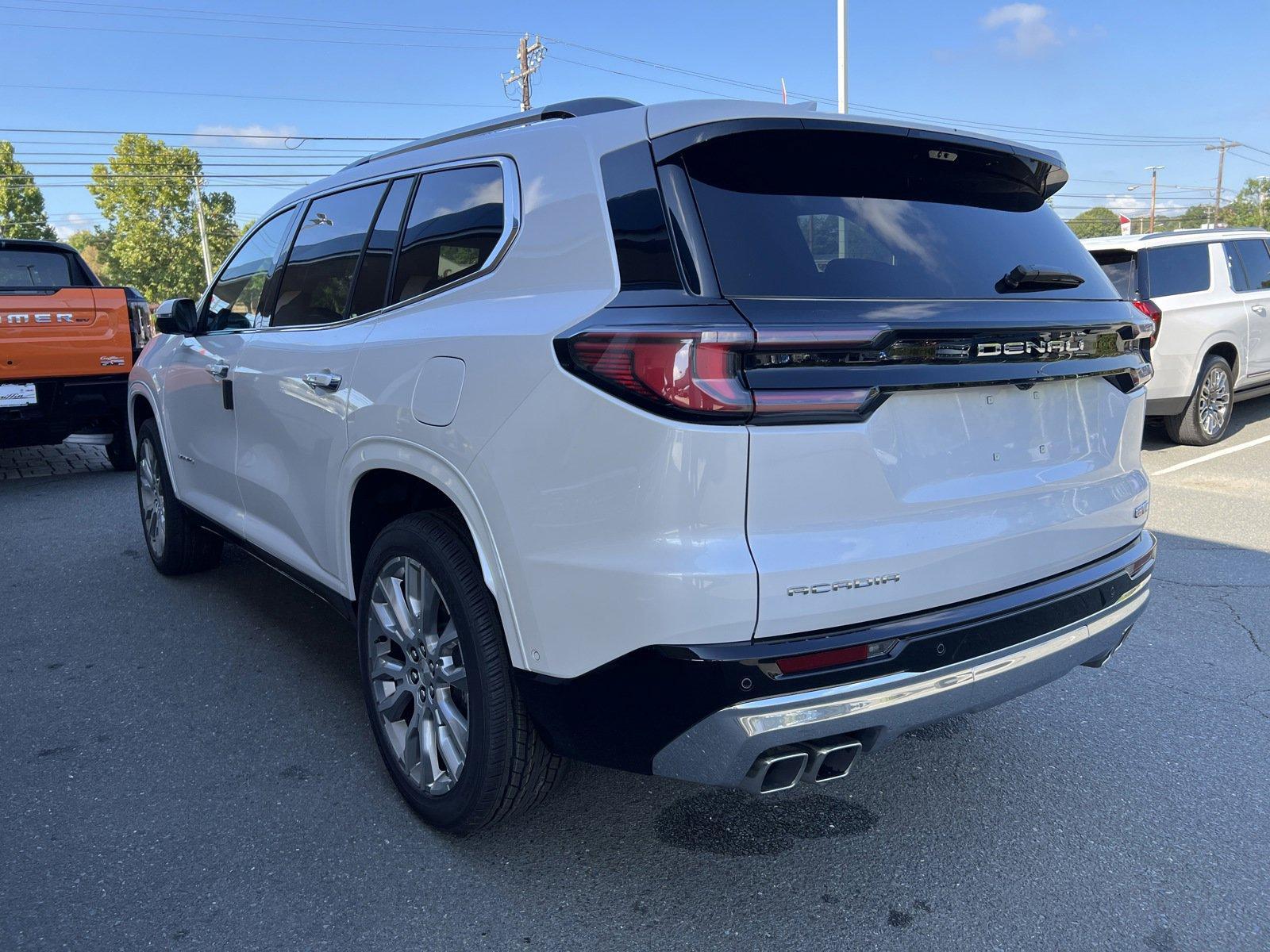 2024 GMC Acadia Vehicle Photo in MONROE, NC 28110-8431