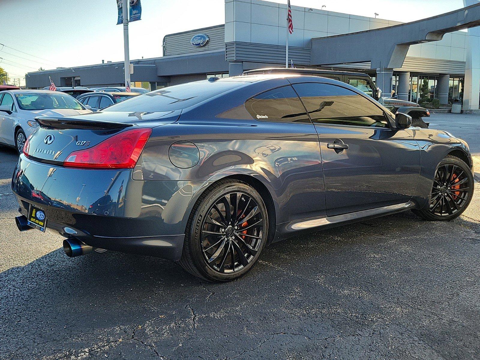 2011 INFINITI G37 Coupe Vehicle Photo in Saint Charles, IL 60174