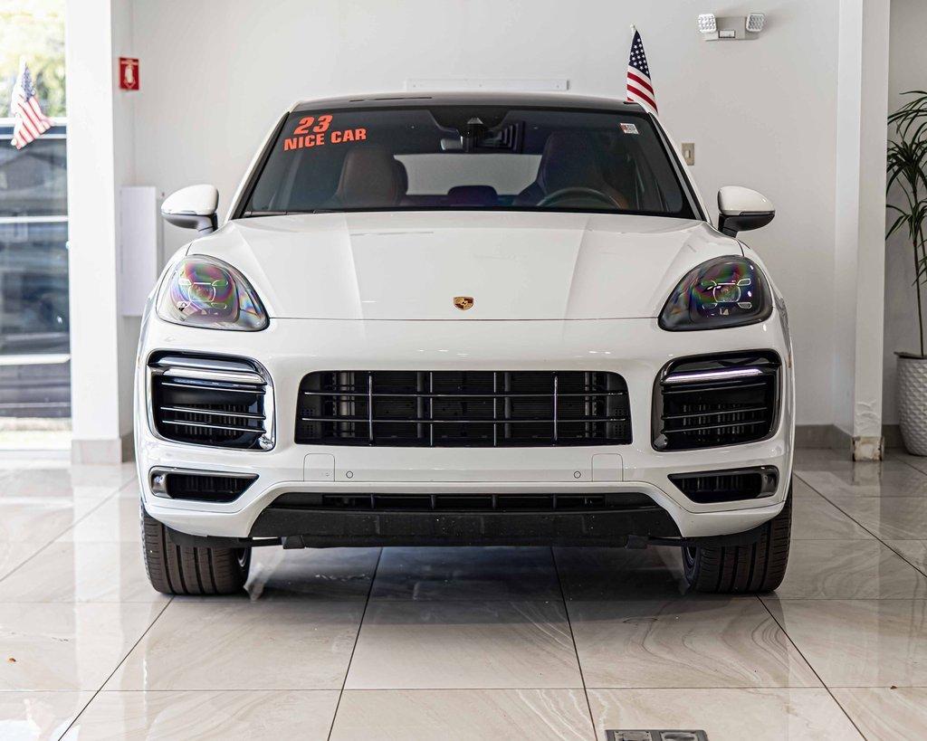 2023 Porsche Cayenne Vehicle Photo in Saint Charles, IL 60174