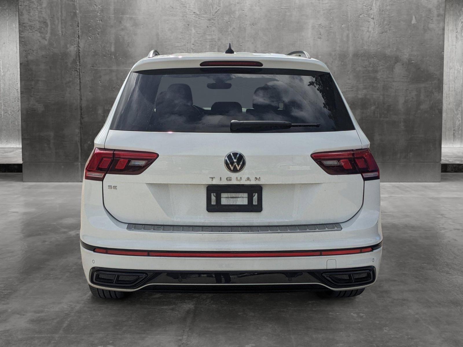 2022 Volkswagen Tiguan Vehicle Photo in GREENACRES, FL 33463-3207