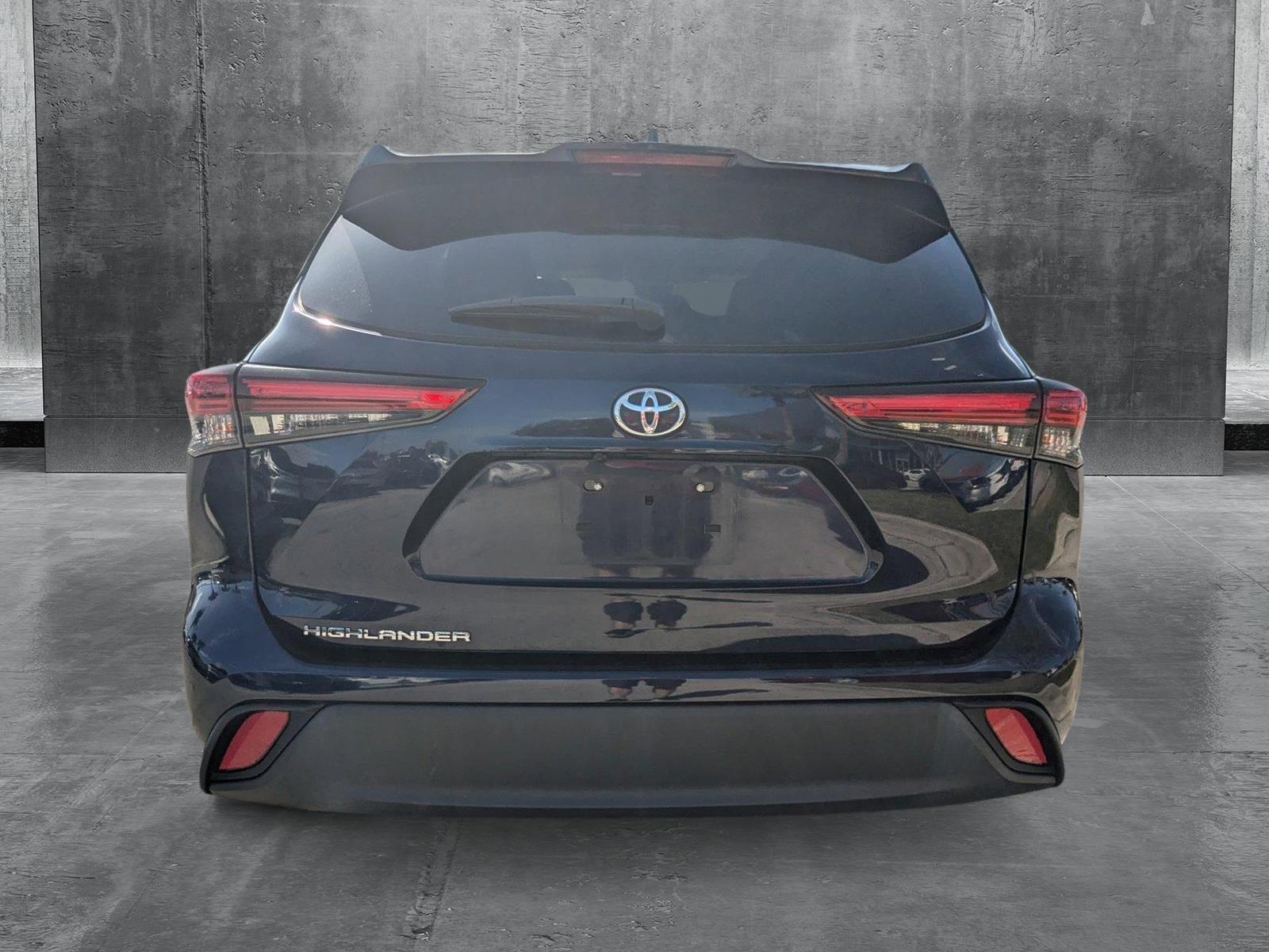 2022 Toyota Highlander Vehicle Photo in Winter Park, FL 32792