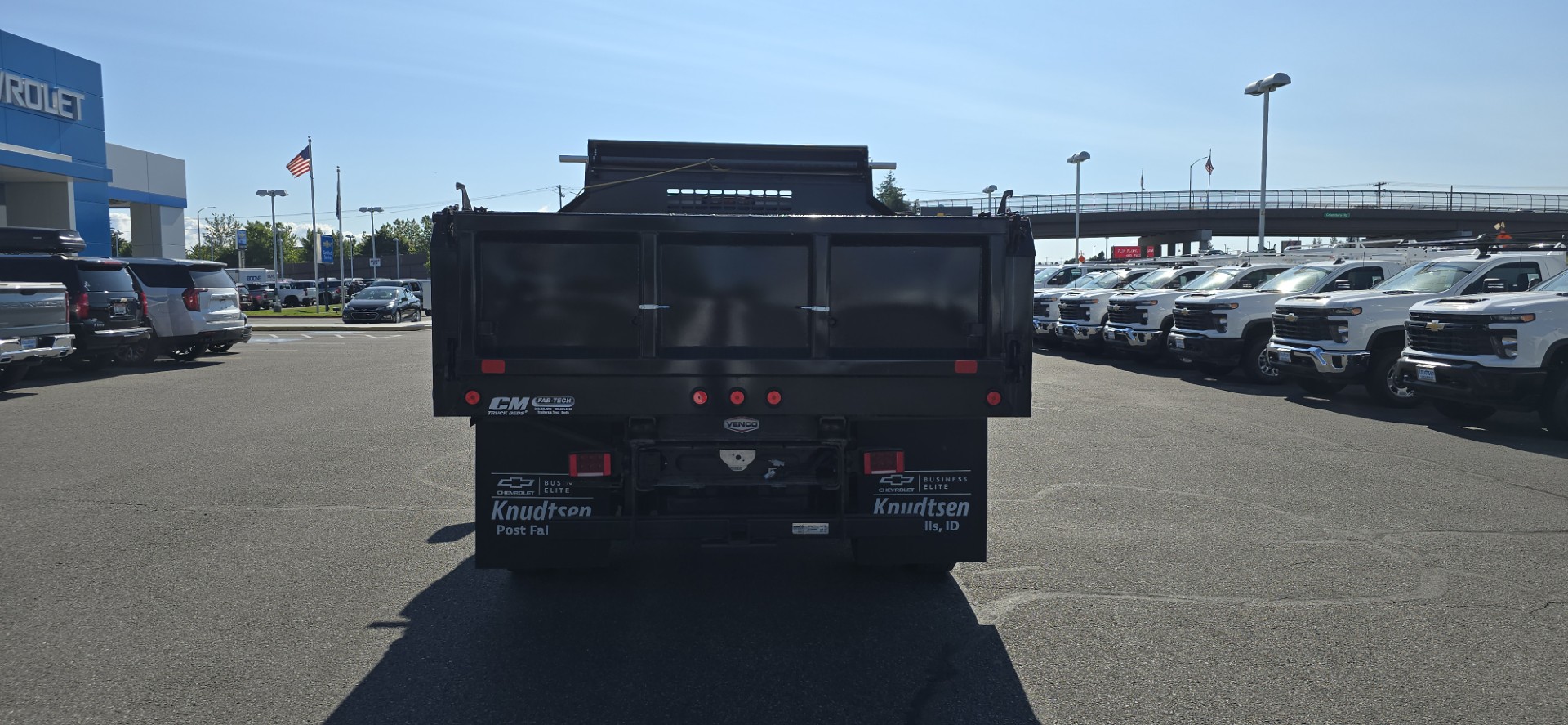 2023 Chevrolet Silverado Chassis Cab Vehicle Photo in POST FALLS, ID 83854-5365