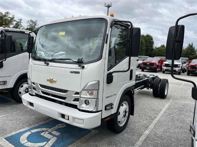 2025 Chevrolet 4500 HG LCF Gas Vehicle Photo in ALCOA, TN 37701-3235