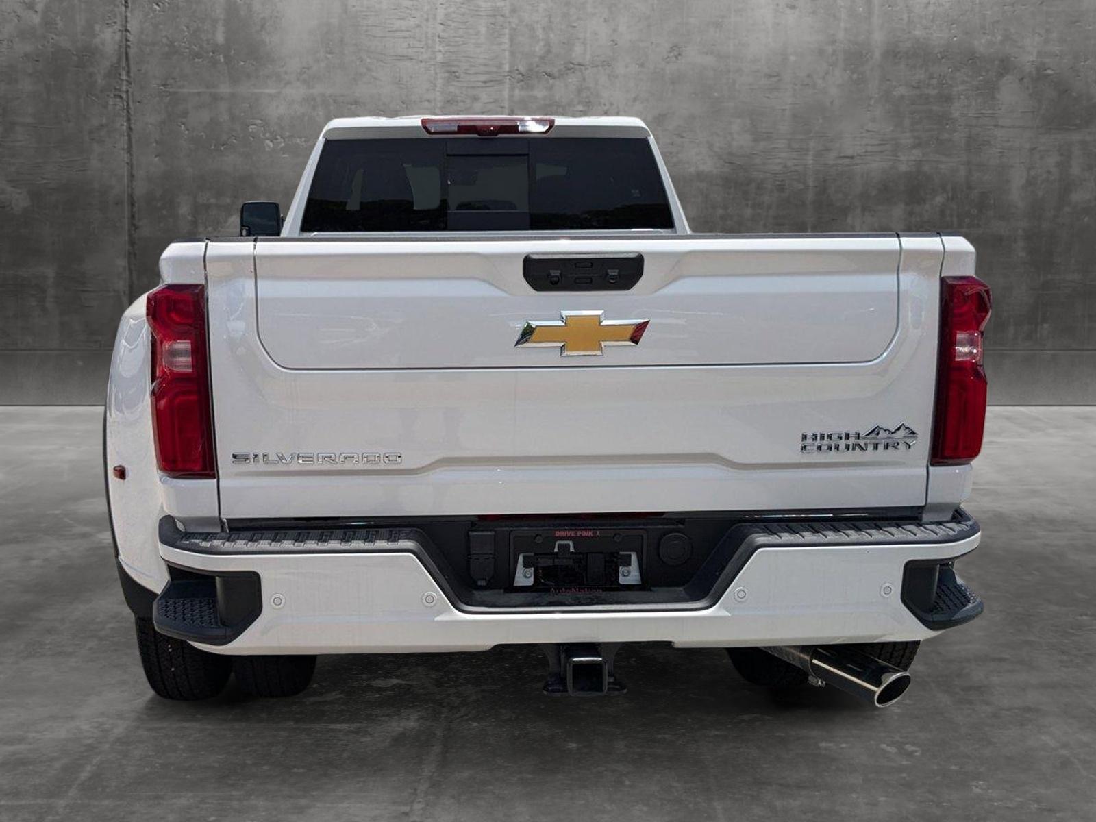 2024 Chevrolet Silverado 3500 HD Vehicle Photo in PEMBROKE PINES, FL 33024-6534