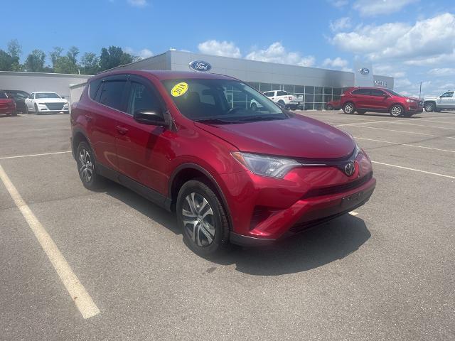 2018 Toyota RAV4 Vehicle Photo in Jackson, OH 45640-9766