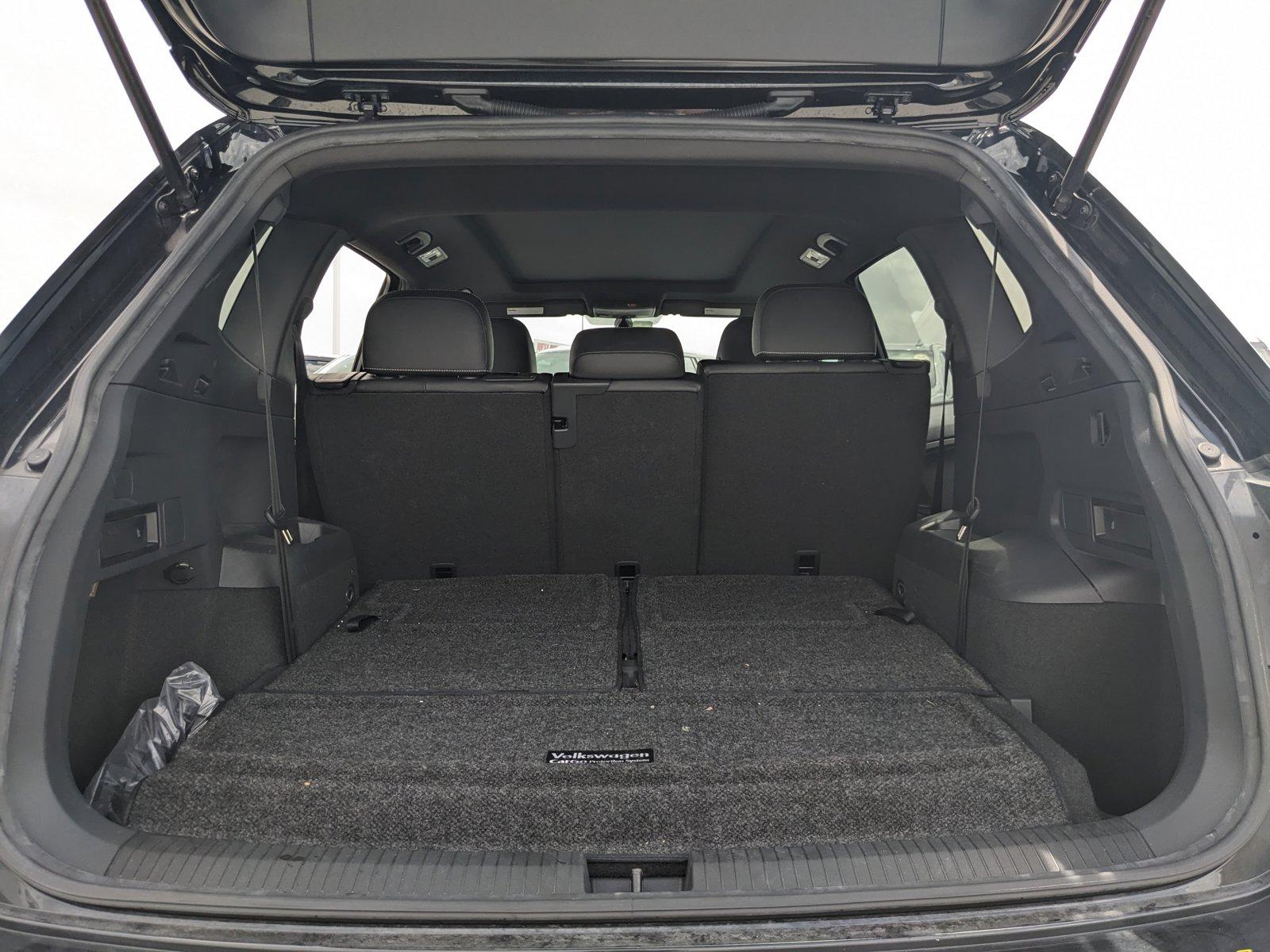 2021 Volkswagen Tiguan Vehicle Photo in MIAMI, FL 33172-3015