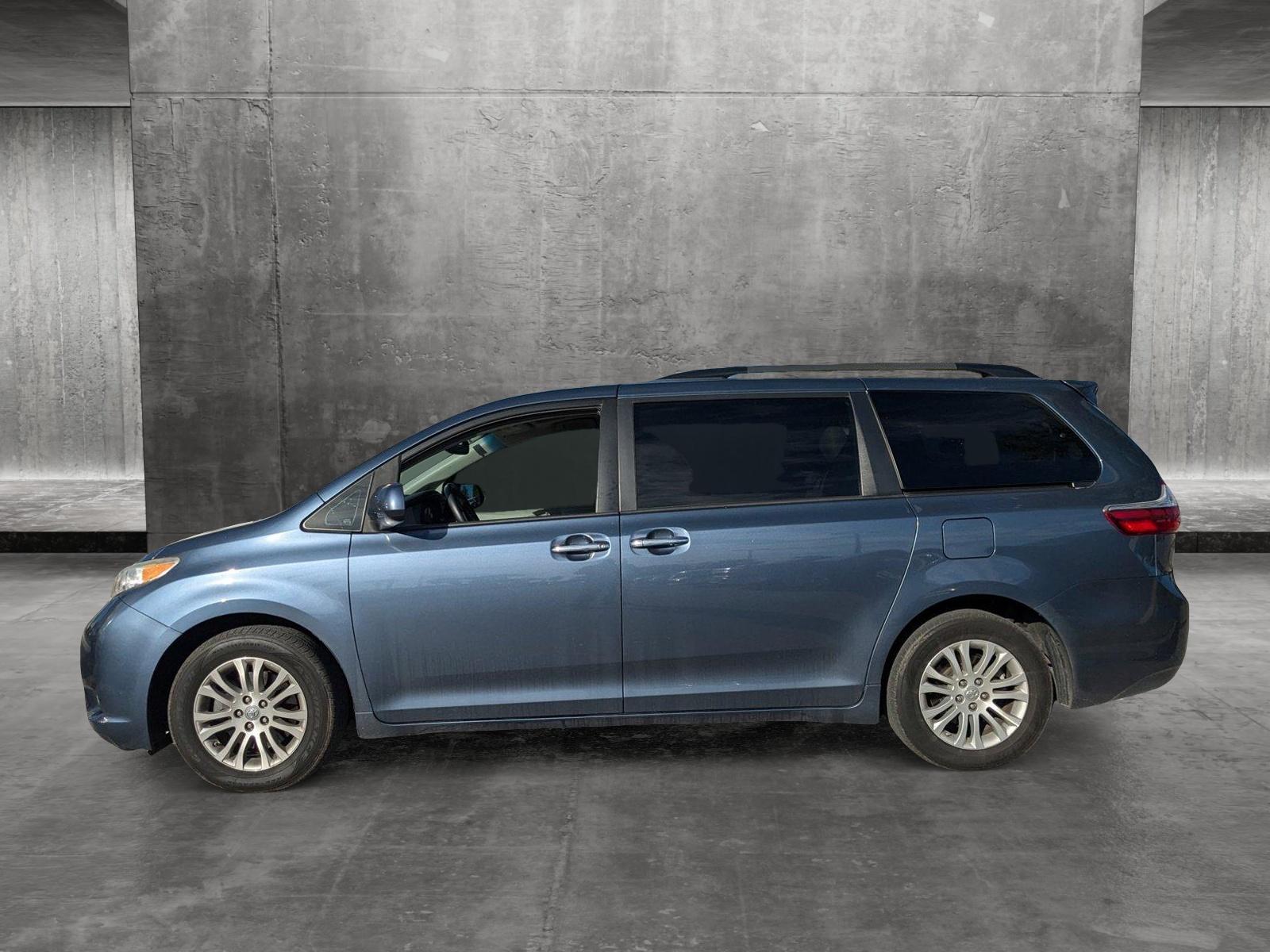 2017 Toyota Sienna Vehicle Photo in Winter Park, FL 32792