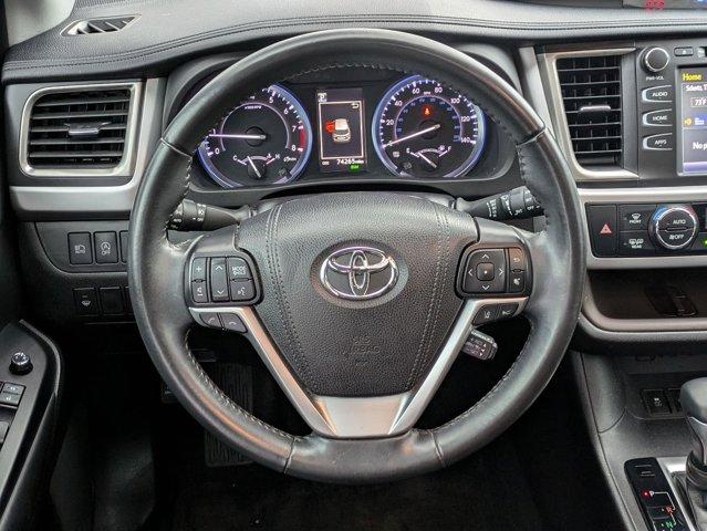 2019 Toyota Highlander Vehicle Photo in SELMA, TX 78154-1459