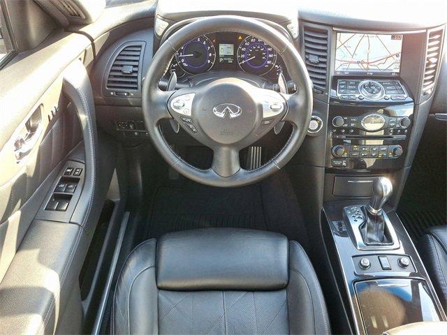 2016 INFINITI QX70 Vehicle Photo in Willow Grove, PA 19090